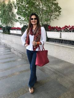 Deepshikha Nagpal feet photo 18