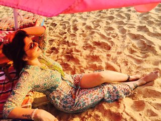 Deepshikha Nagpal feet photo 11