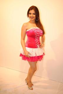 Deepshikha Nagpal feet photo 3