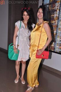 Deepti Bhatnagar feet photo 18
