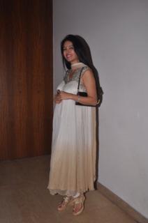 Deepti Bhatnagar feet photo 9
