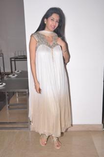 Deepti Bhatnagar feet photo 2