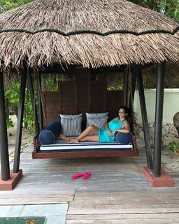 Deepti Bhatnagar feet photo 1