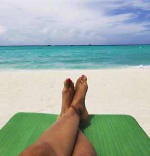 Deepti Bhatnagar feet photo 20