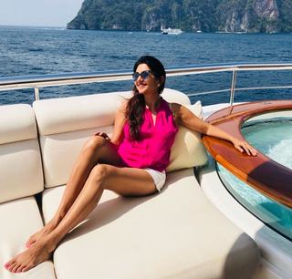 Deepti Bhatnagar feet photo 4