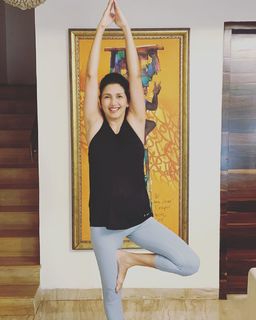 Deepti Bhatnagar feet photo 13