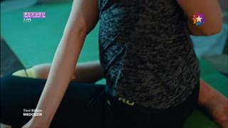 Defne Kayalar feet photo 2