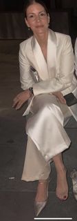 Defne Kayalar feet photo 1