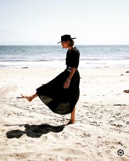 Delfina Blaquier feet photo 9