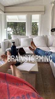 Delfina Blaquier feet photo 8