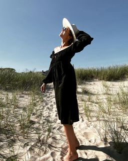 Delfina Blaquier feet photo 9