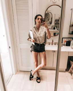 Delfina Blaquier feet photo 10