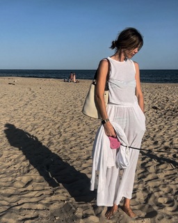Delfina Blaquier feet photo 20