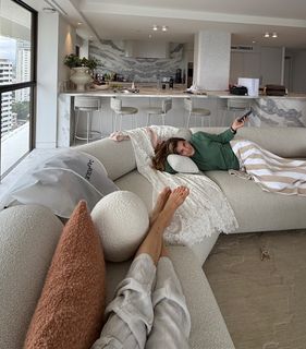 Delfina Blaquier feet photo 15