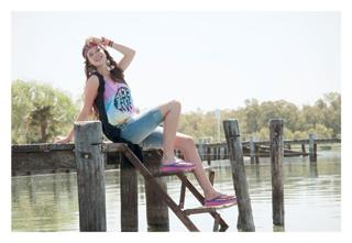 Delfina Chaves feet photo 2