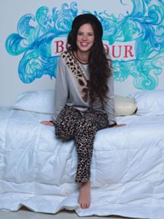 Delfina Chaves feet photo 3