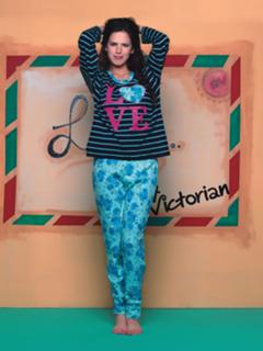 Delfina Chaves feet photo 2