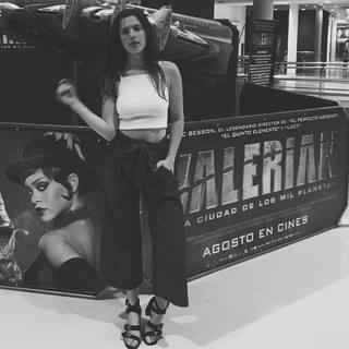 Delfina Chaves feet photo 6