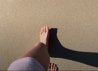 Delfina Pignatiello feet photo 17