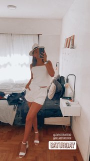 Delfina Pignatiello feet photo 19