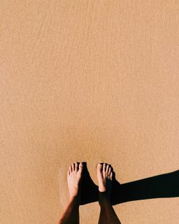 Delfina Pignatiello feet photo 15