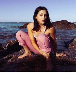 Delfina Pignatiello feet photo 5