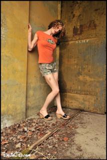 Delia DeLions feet photo 2
