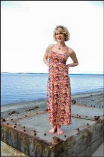 Delia DeLions feet photo 9