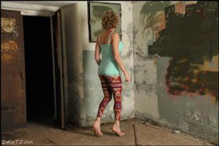 Delia DeLions feet photo 7