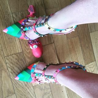 Delia Matache feet photo thumbnail