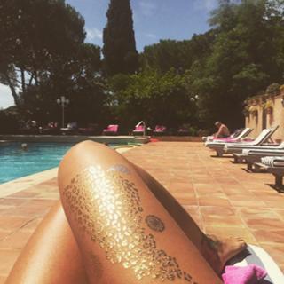 Delia Matache feet photo thumbnail