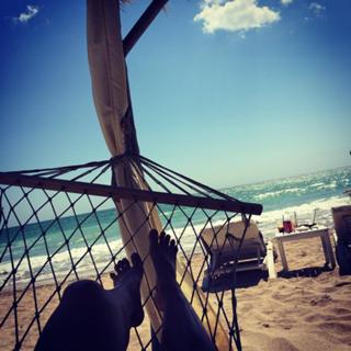 Delia Matache feet photo thumbnail