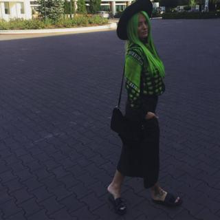 Delia Matache feet photo thumbnail