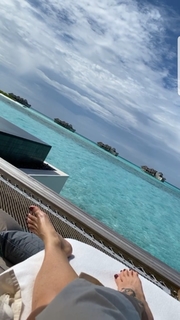 Delia Matache feet photo thumbnail