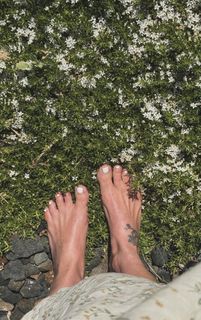 Delia Matache feet photo 1
