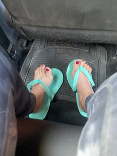 Deligracy feet photo 1