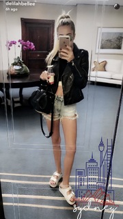 Delilah Hamlin feet photo 19