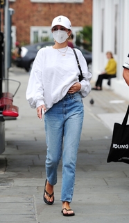 Delilah Hamlin feet photo 3
