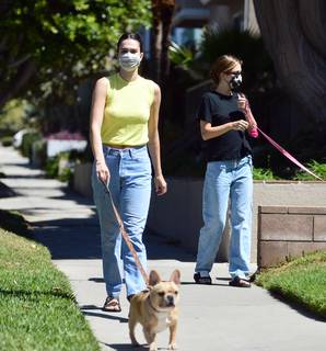 Delilah Hamlin feet photo 19