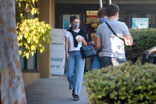 Delilah Hamlin feet photo 9