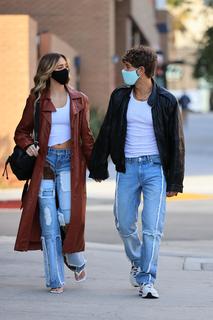 Delilah Hamlin feet photo 17