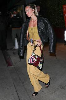 Delilah Hamlin feet photo 16