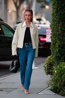 Delilah Hamlin feet photo 3