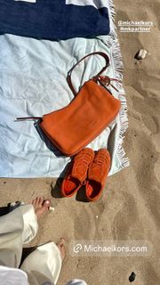 Delilah Hamlin feet photo 14