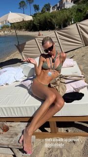 Delilah Hamlin feet photo 10