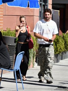 Delilah Hamlin feet photo 12