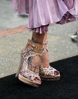 Delphine Chanéac feet photo 11