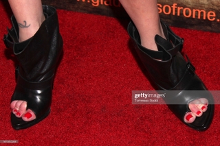 Delphine Chanéac feet photo 17