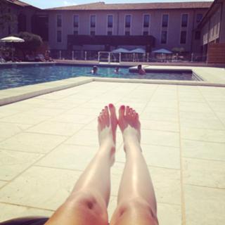 Delphine Wespiser feet photo thumbnail