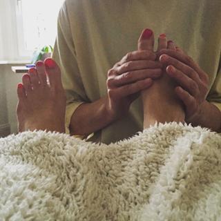 Delphine Wespiser feet photo thumbnail